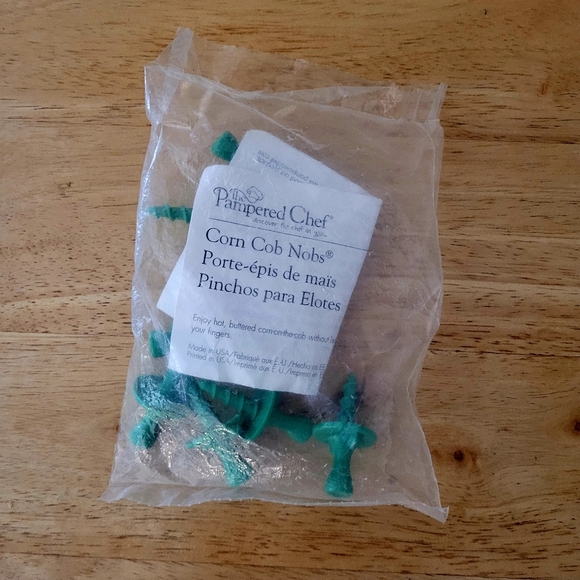 The Pampered Chef Other - Pampered Chef Corn Cob Knobs